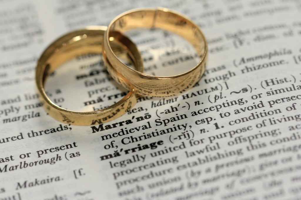 勘違いしがちな「入籍」と「結婚（婚姻）」の言葉の意味の違いについて