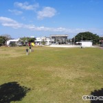 【2021年】うるま市の田場児童公園は広い広場と巨大コンクリート滑り台が楽しい！_広場5