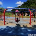 【2021年】遊具が密集＋目立つすべり台が特徴！沖縄市の八重島公園に遊びに行ってみよう！Bエリア_ブランコ